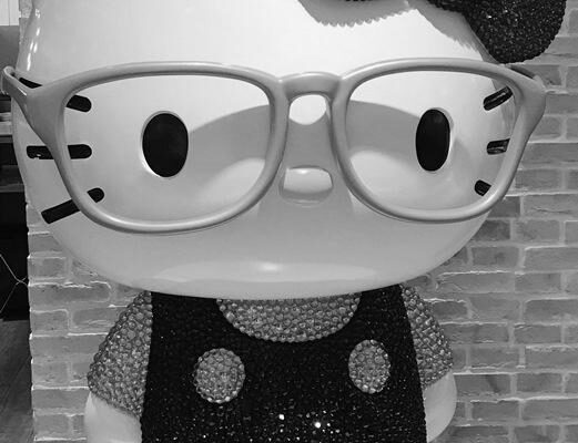 キティちゃんがお出迎え「Cafe de Miki with Hello Kitty」に行ってきたよ！　お台場　カフェ image 0